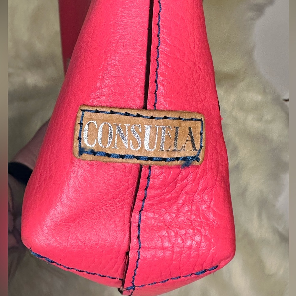 Stylish Hot Pink Floral Tote Bag with Black Embroidery - Picture 8 of 11
